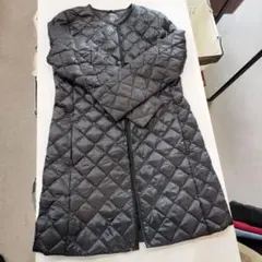 ユニクロ　ウルトラライトダウンダイヤモンドキルティングロングコート