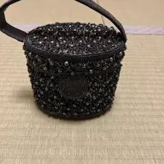 【値下げ中】ビーズ装飾 黒 パーティーバッグ
