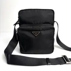 美品 PRADA プラダ ショルダーバッグ カメラバッグ ナイロン レザーのサムネイル