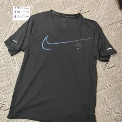 ナイキランニングディビジョン　NIKERUNNINGDIVISION　カットソー