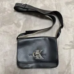 Calvin Klein レディースショルダーバック