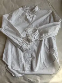 襟袖フリル付きホワイトシャツ Mサイズ　卒業式入学式　白ブラウス