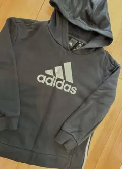 adidas 黒 フード付きトレーナー アディダス キッズ 120cm パーカー