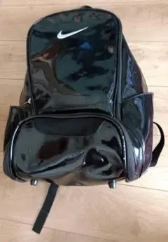 NIKE　エナメルリュック