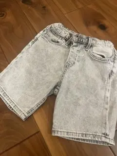 ☆美品☆ ライトグレー デニム ハーフパンツ／120センチ