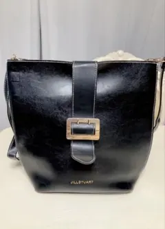 JILLSTUART バックル付きショルダーバッグ ブラック