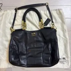COACH ブラックレザー ショルダーバッグ