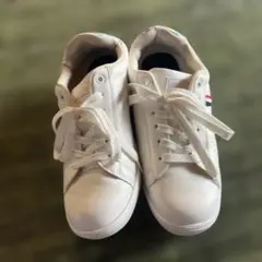 ホワイトスニーカー 虹色装飾