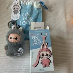 正規品　ラブブ　イニシャル W