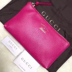 新品付属品付き✨グッチ　小物入れミニ財布ポーチ筆記体ロゴピンクシボ革　スウィングのサムネイル