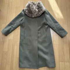 KBFファー付きカーキロングコート