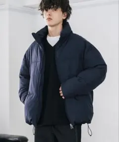 完売商品　美品　Rocky Monroe ダウンジャケット　ネイビー　Mのサムネイル