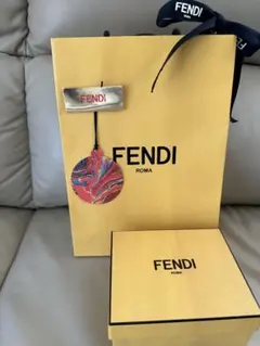 人気ブランド ショッパー袋とボックスのまとめ売り