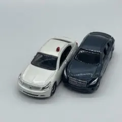 トミカ 日産セダン2台セット