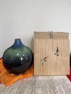 お値下げ中】カガミクリスタル 伝統工芸士花器「玉舞」 - メルカリ