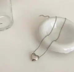 ハ*ル様 【新品】ぷっくりハートネックレスシルバー