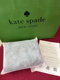 kate spade ブラック キルティング 二つ折り財布☆極極美品