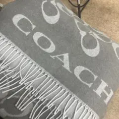 COACH グレー ロゴ マフラー