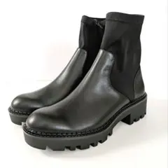 【タグ付き】ZARA ザラ　ショートブーツ　サイドジップ　トラックソール　黒