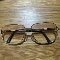 バーバリー（Burberry）の紳士用メガネ