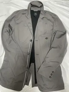 adidas テーラードジャケット グレー メンズ　ジャケット　oサイズのサムネイル
