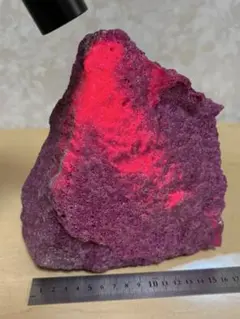 ルビーコランダム 約729g このまま置き物 加工用にも - メルカリ