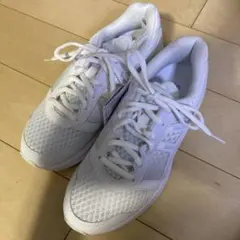 asics LADY PATRIOT 8 TRJ640 ホワイト　通学にものサムネイル