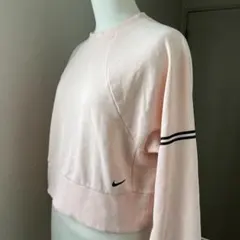 Nike Pro ピンク クロップドスウェット