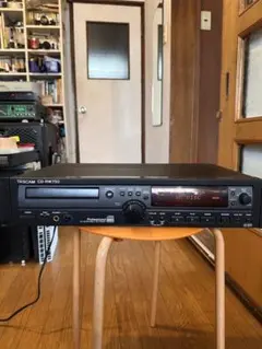 타스캠 CD-RW750 상업용 CD 레코더