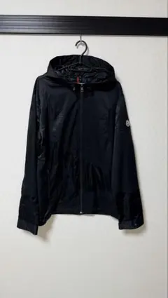 モンクレールナイロンジャケット ブラック フード付き4/XL