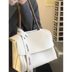 大容量♪オシャレデザインバッグ 年中女子会・デートにピッタリ！