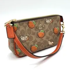 coach クラッチバッグ オレンジ