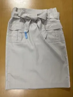 クードシャンス　タイトスカート