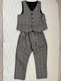 美品　BRANSHES 卒園フォーマル　グレー系チェック柄 ベストとパンツセット