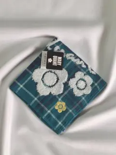 メ**様 MARY QUANT 花柄 タオルハンカチ