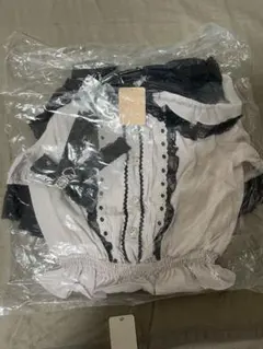 LIZLISA オープンショルダーフリルブラウス 半袖 ブラック×ピンク