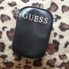 GUESS ショルダー付属のミニポーチ 未使用