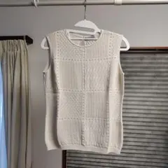 セオリーリュクス♡ ノースリーブニット　ベージュ　38サイズ