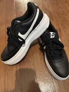 Nike ブラック/ホワイト スニーカー　ナイキ コート ビジョン LO