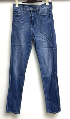 Item thumbnail for item 0da03ddf-16dd-452b-ad25-249698362152