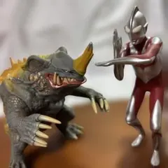 布鲁可 レジェンド版 ウルトラマンティガ マルチタイプ 組み立てモデル