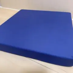 クッションのサムネイル