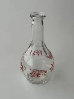 ヴィンテージ 北欧 東欧 エストニア ガラス製 デキャンタ 花瓶 赤い絵柄 ヴィンテージ 北欧 東欧 エストニア ガラス製 デキャンタ 花瓶 赤い