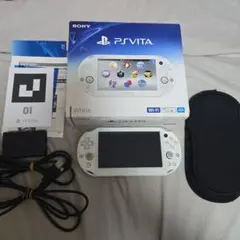 PS Vita 2000 ホワイト 美品