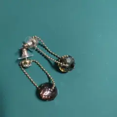 極美品・スワロフスキー トパーズカラー 大粒ピアス キャッチは新品