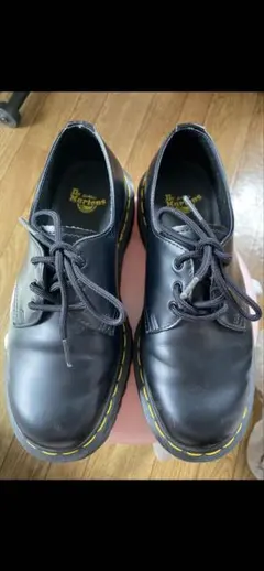 Dr. Martens ブラックレースアップシューズ