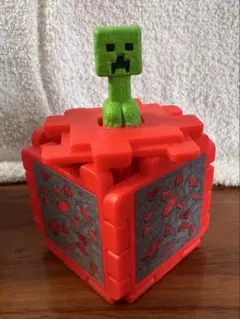 ハッピーセット　マイクラ1弾　クリーパー