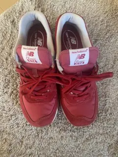 New Balance Classic 574 レッド スニーカーのサムネイル