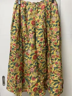 Yuni 花柄スカートのサムネイル