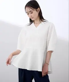 【ur's】ふくれジャガードVネックトップスのサムネイル